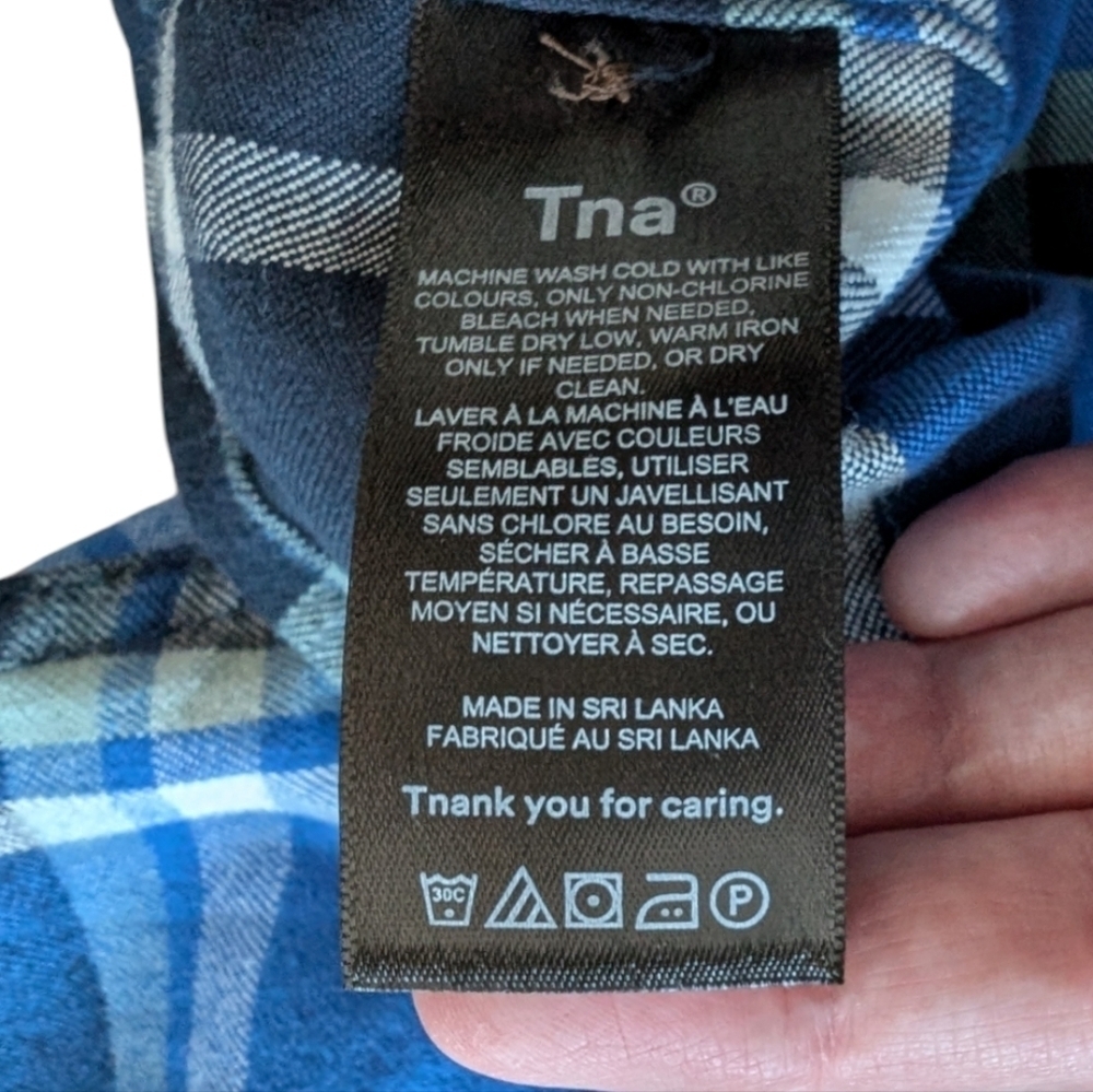Aritzia TNA Plaid Flannel Shirt XS Black Blue Button Up Cotton Grunge - Picture 13 of 14